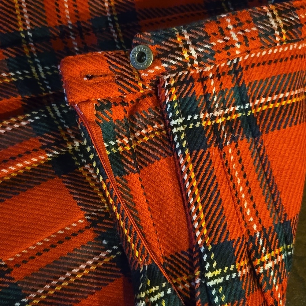 Dolce & Gabbana Plaid Pleated Mini Skirt Y2K - Picture 11 of 11